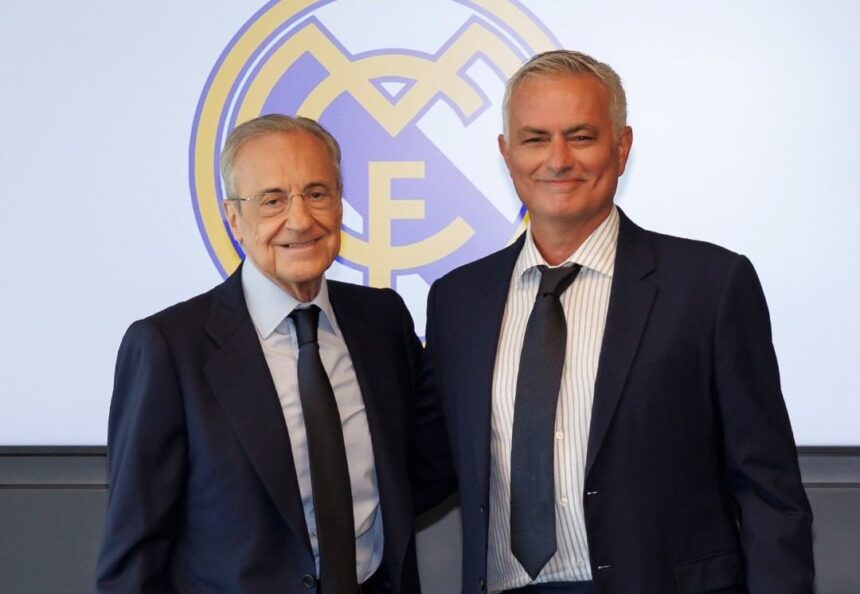 Real Madrid President Florentino Perez and new head coach Jose Mourinho pose together at the official presentation at the club headquarters in Madrid  trybalnews