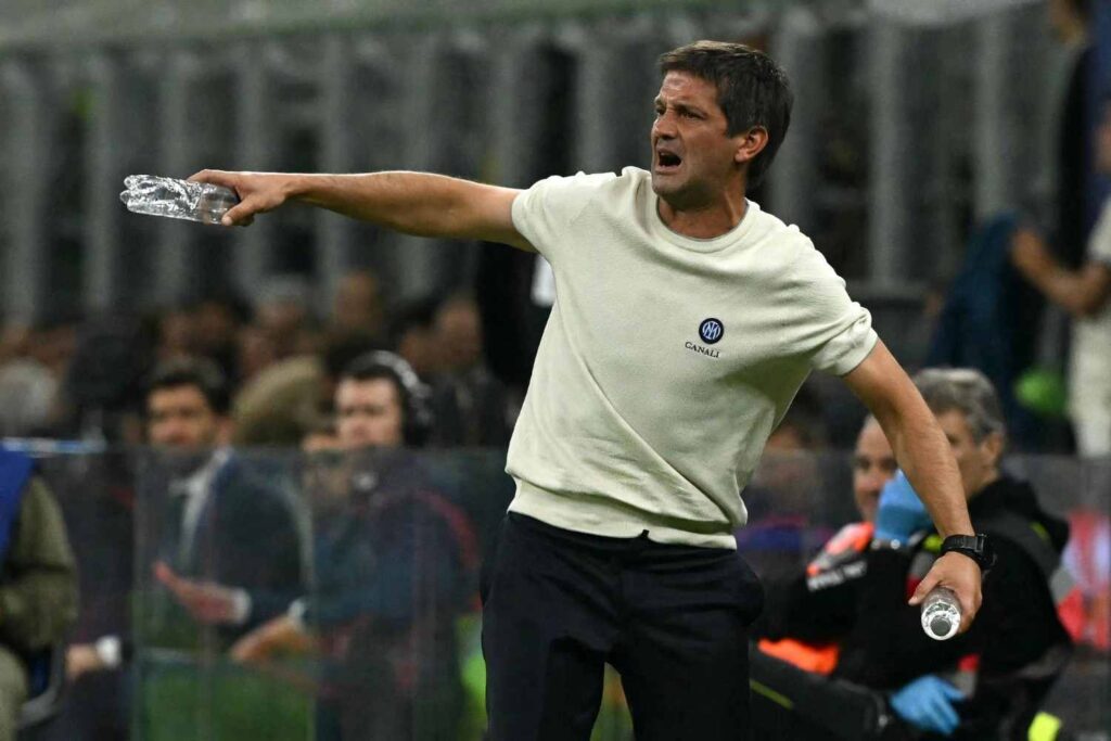 Christian Chivu Trybal News Inter Milanaposs Romanian coach Cristian Chivu reacts animatedly on the touchline shouting and gesturing with a water bottle in his hand during the UEFA Champions League first round day 2 match between Inter Milan and Club Brugge at San Siro stadium in Milan on October 13 2026 trybalnews